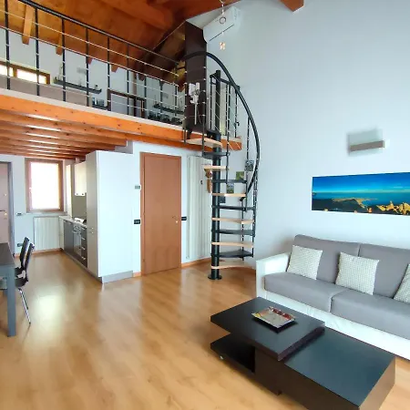Iseolakerental - La Rocca Apartment