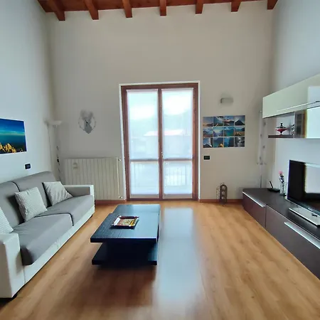 Iseolakerental - La Rocca